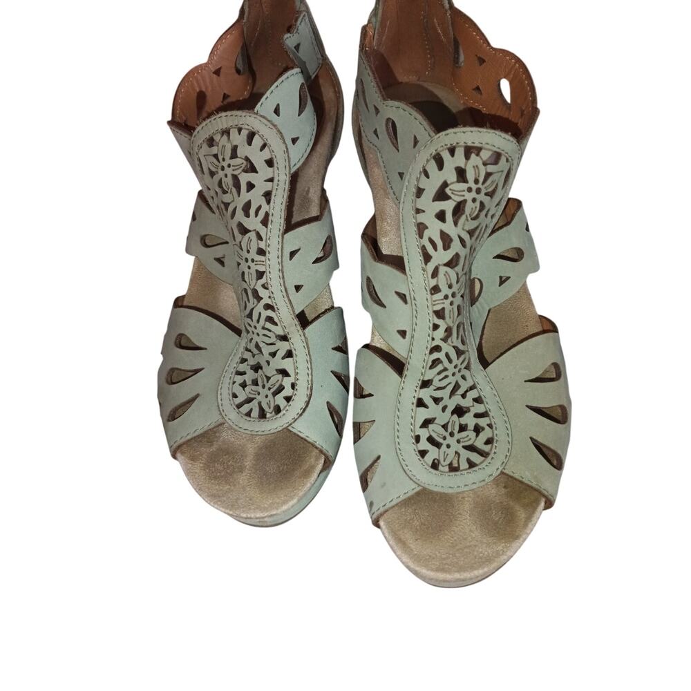 Earthies Sage green Wedge Sandals Cushioned size 8 - Picture 3 of 5